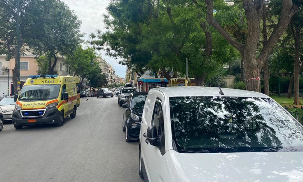 Νεκρός στην Πανόρμου - Άστεγος πέθανε μόνος στον κεντρικό δρόμο της Αθήνας